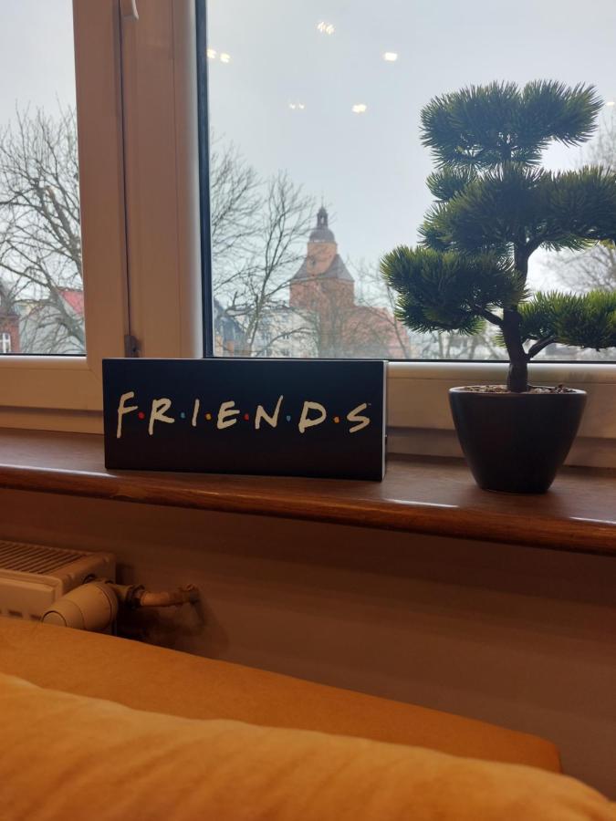 ゴジュフ・ヴィエルコポルスキFriends Houseアパートメント エクステリア 写真