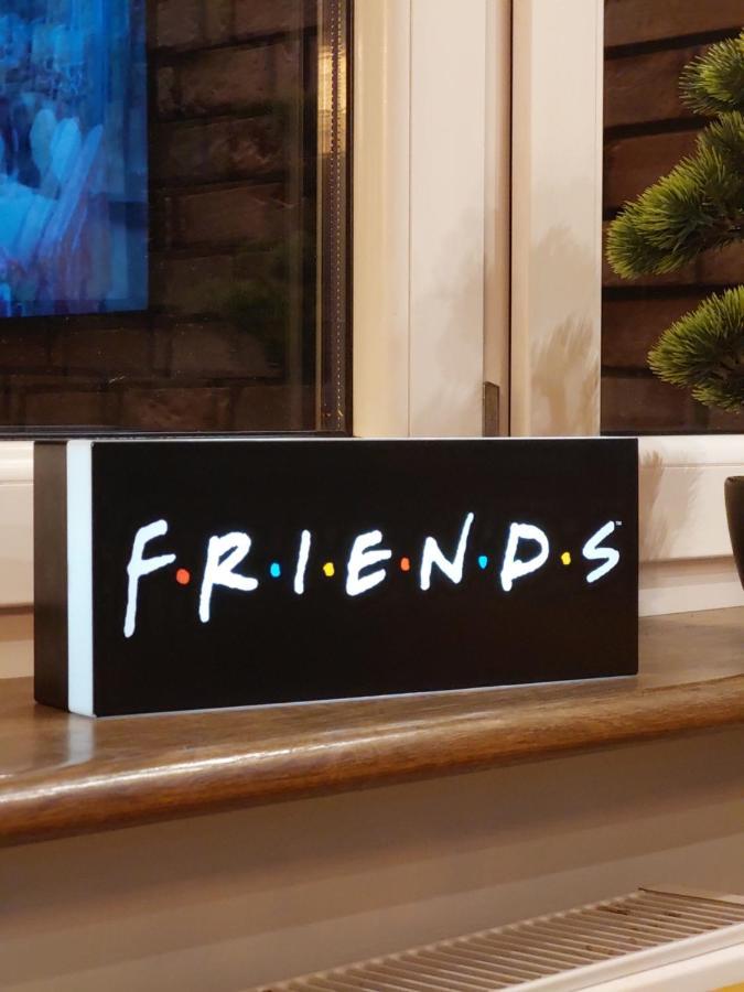 ゴジュフ・ヴィエルコポルスキFriends Houseアパートメント エクステリア 写真